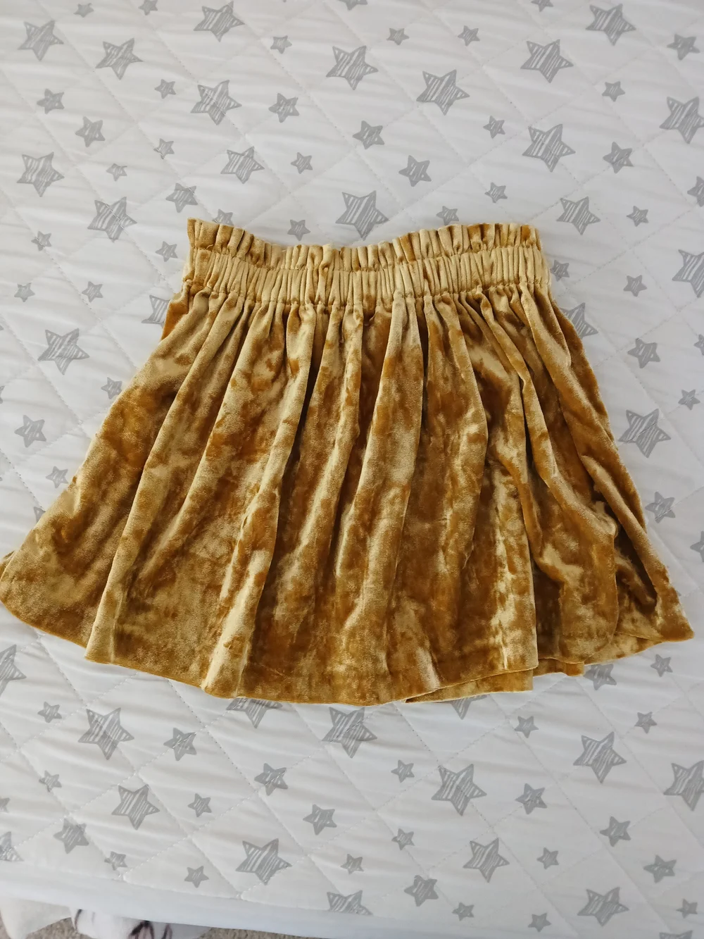 OshKosh B'gosh Gold Velvet Mini Skirt with Navy Bow